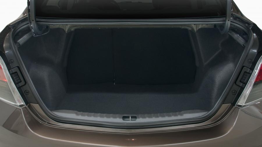  Chevrolet Prisma LTZ 2013 года  (фото 13 из 75)